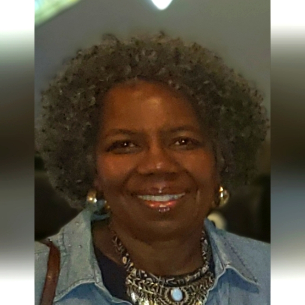 Meet your Posher, Debra